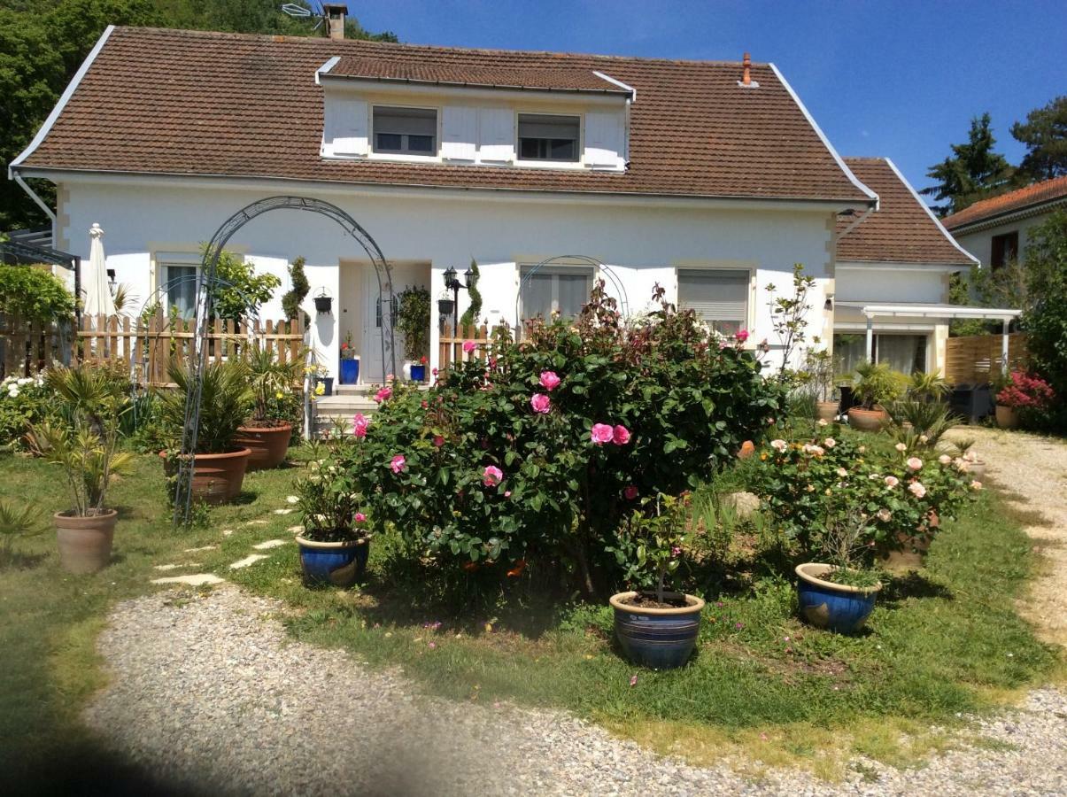 Gites Et Chambres D'Hotes Les Roses The Hauterives Luaran gambar